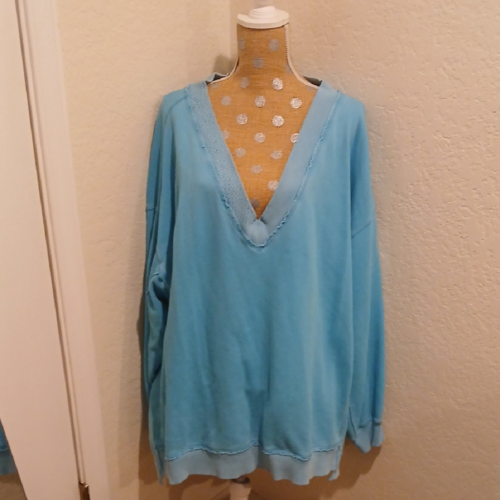 Aerie Vacay Everyday V Neck Sweatshirt In Barbados